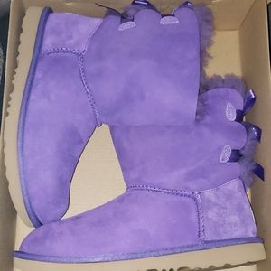 purple uggs